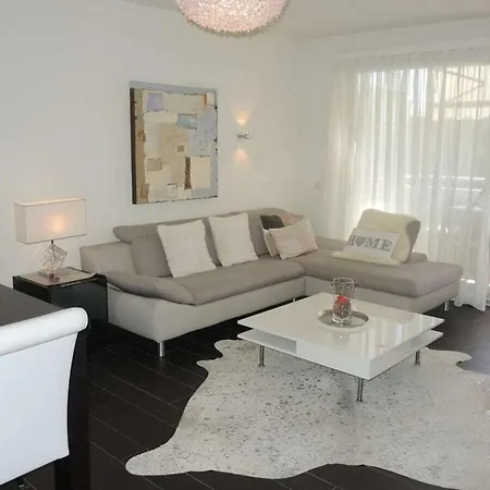 1-bedroom *